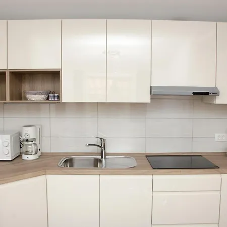 Guesthouse Ruza - Apartments Senj  Exterior photo