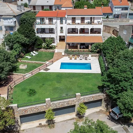 Guesthouse Ruza - Apartments Senj  Exterior photo